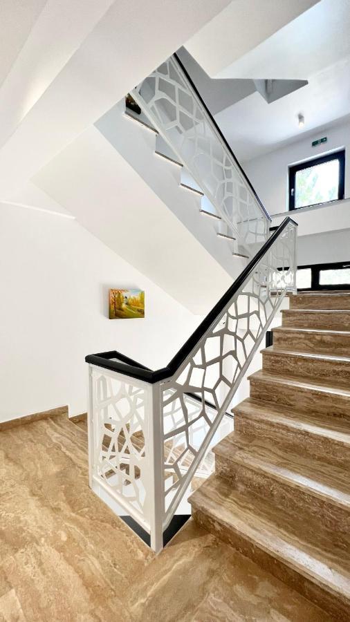Casa Micle Hotell Craiova Exteriör bild