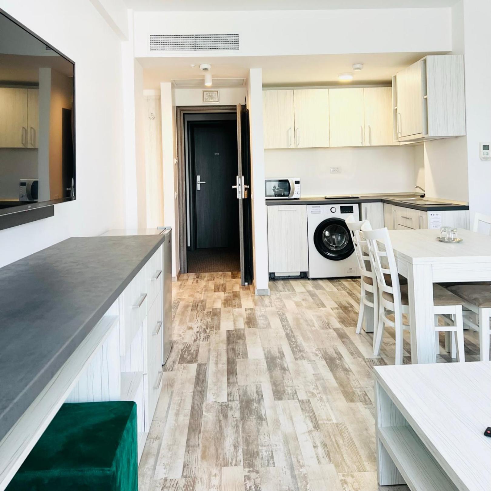 Casa Micle Hotell Craiova Exteriör bild