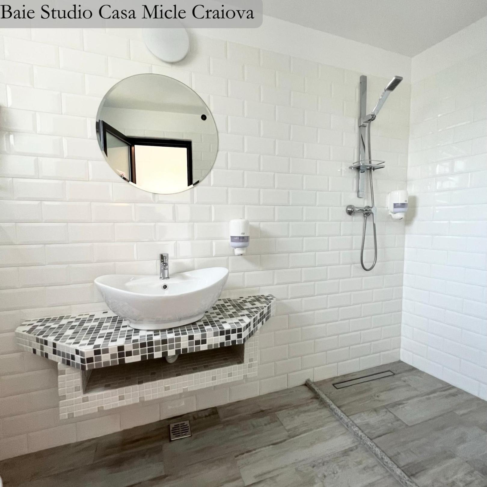 Casa Micle Hotell Craiova Exteriör bild